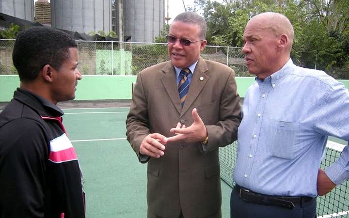 Inauguran cancha de tenis en moca, será principal instalación deportiva para el desarrollo de disciplina